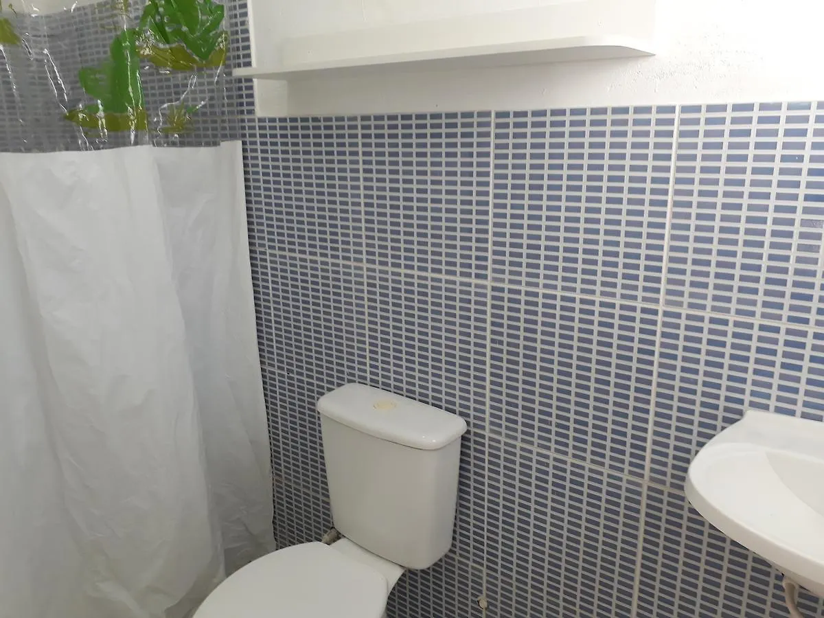 Reduto Praiano - Thaiz Hospedagem Cabo Frio 0*,  Brazylia